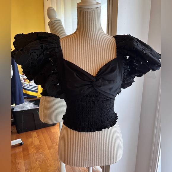 NWT black rutched and embroidered top size small - Picture 3 of 11